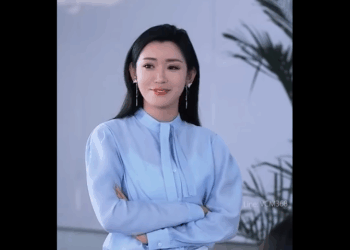 N1907007_หญ งสาวช วยเหล อเด กชายท หลงทาง_part