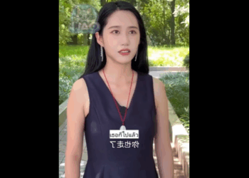 N0511017_รปภ.ถ กต อว แต เบ องหล งเขาค อใครก นแน_part2